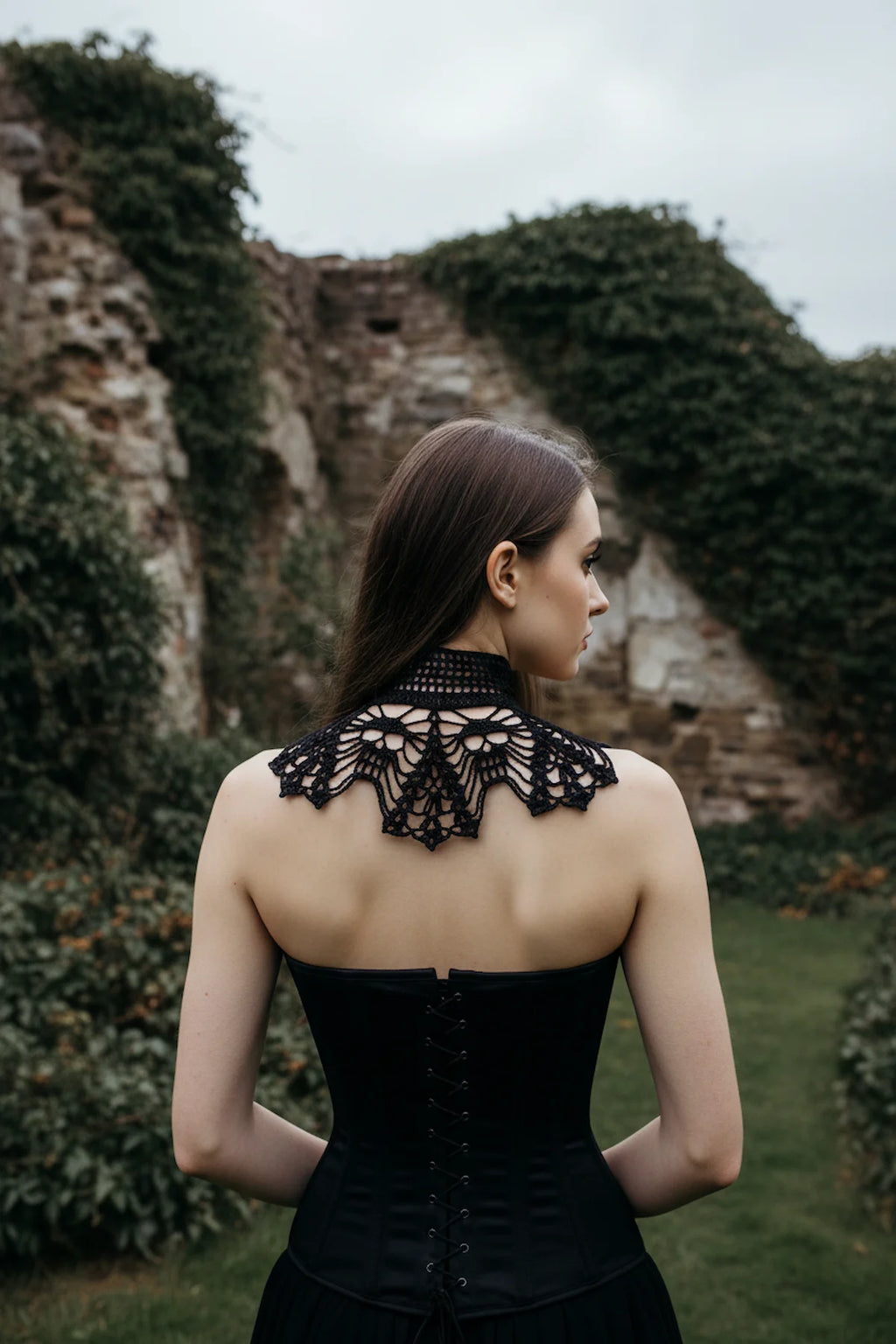 Gothic Collar with Skulls - Black Lace